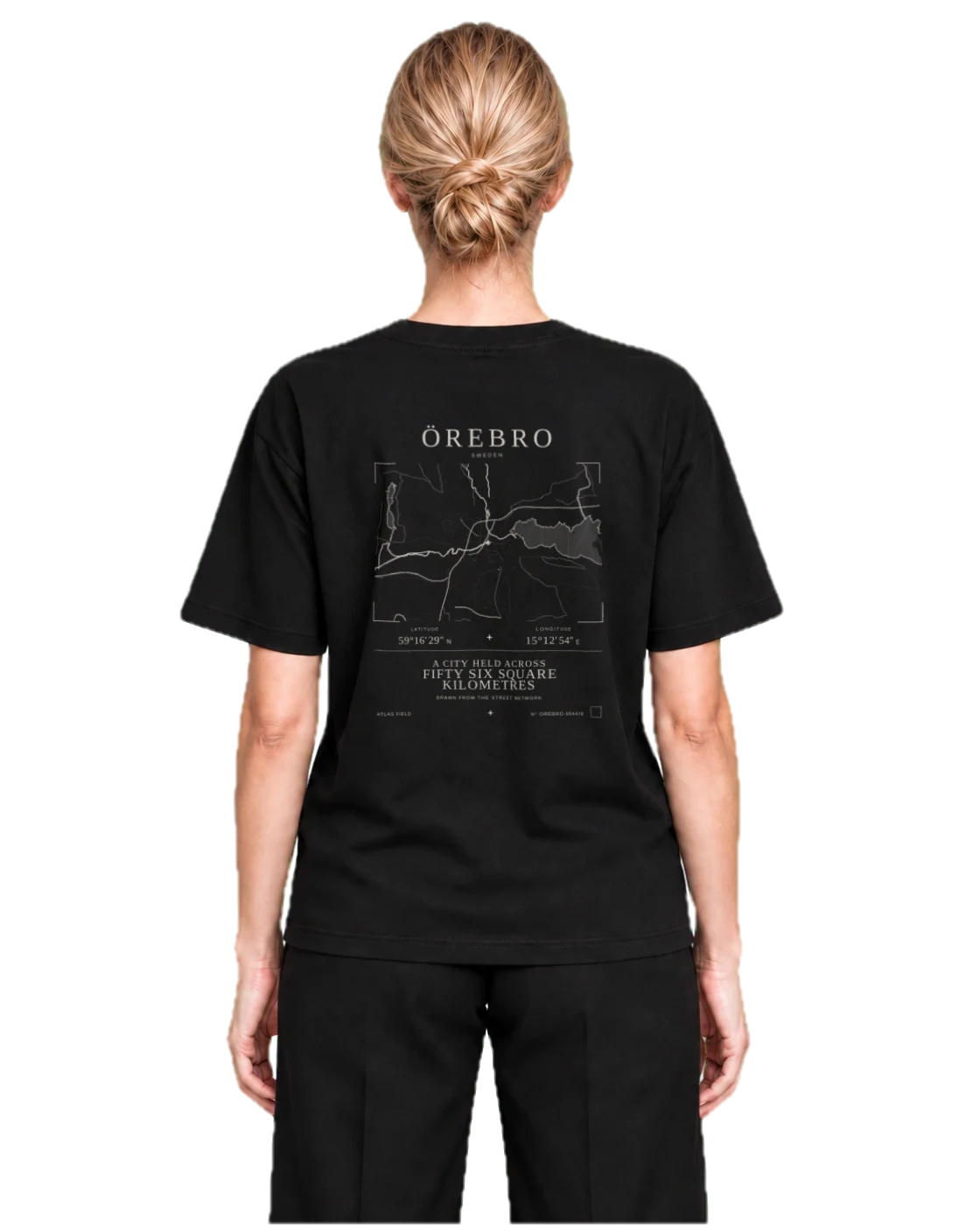 Elsa wearing the Örebro Atlas Signature