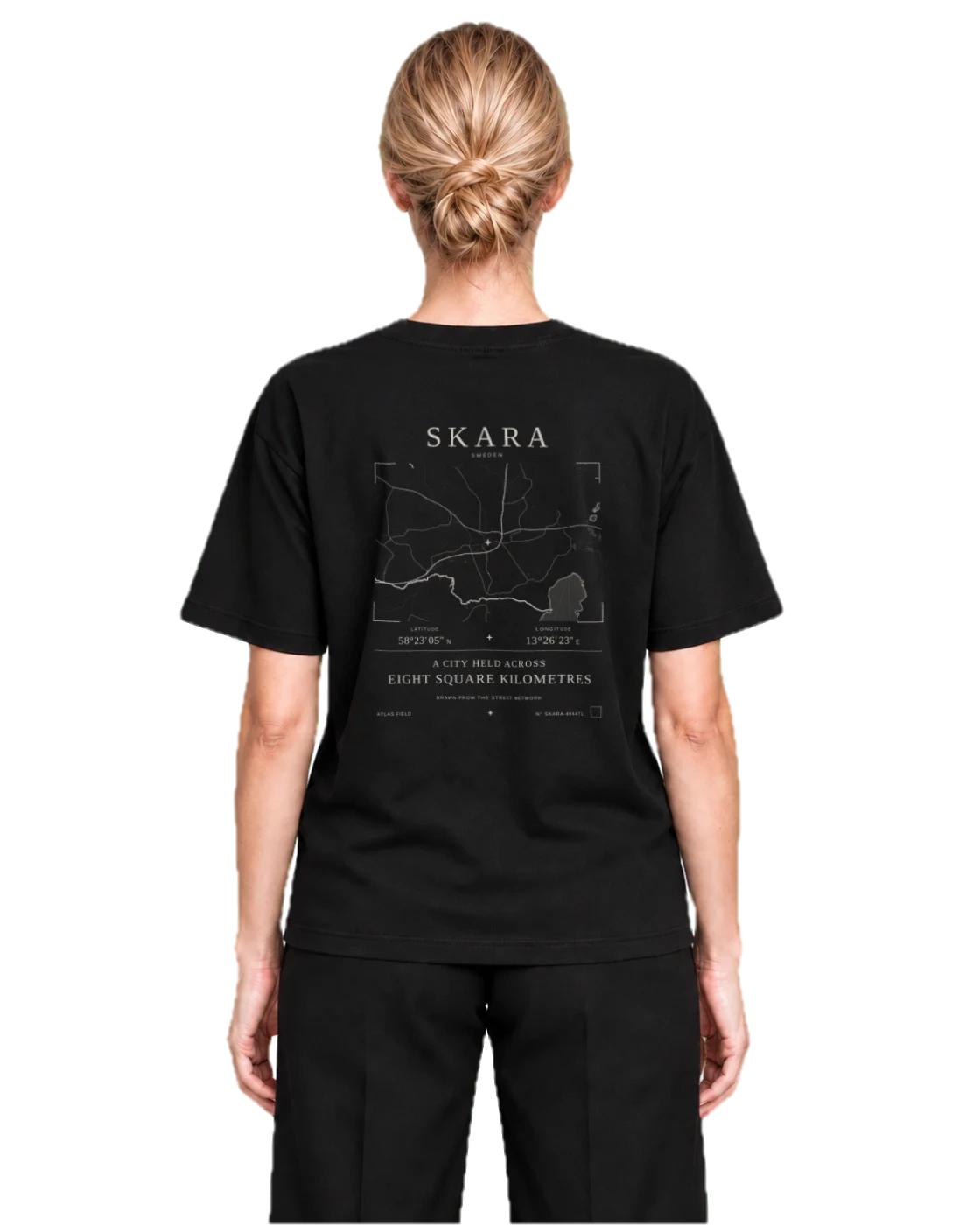 Elsa wearing the Skara Atlas Signature